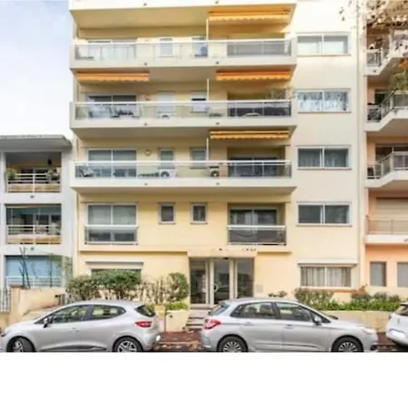 Appartamento Air Conditioned Apartment, 3 Min Walk To The Beaches, Garage Antibes